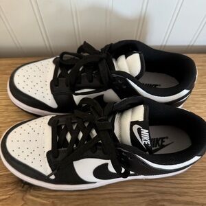 Nike Dunk Low “Pandas” Sneakers